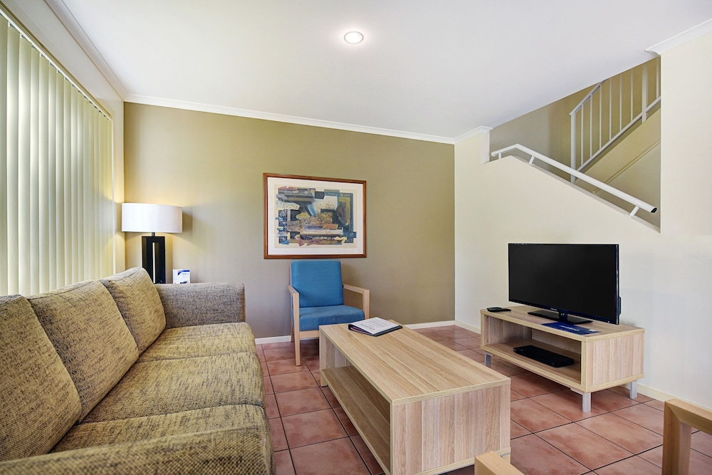 Villa, 2 Bedrooms - Photo 13