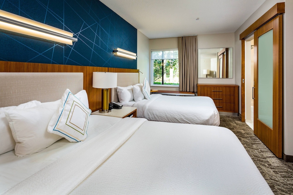 Studio, Multiple Beds
