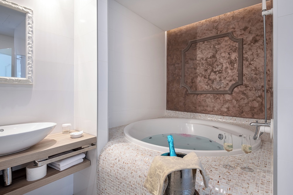 Junior Suite, Balcony, Sea View