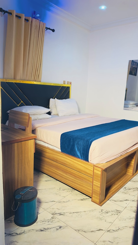 Executive Room photo 2