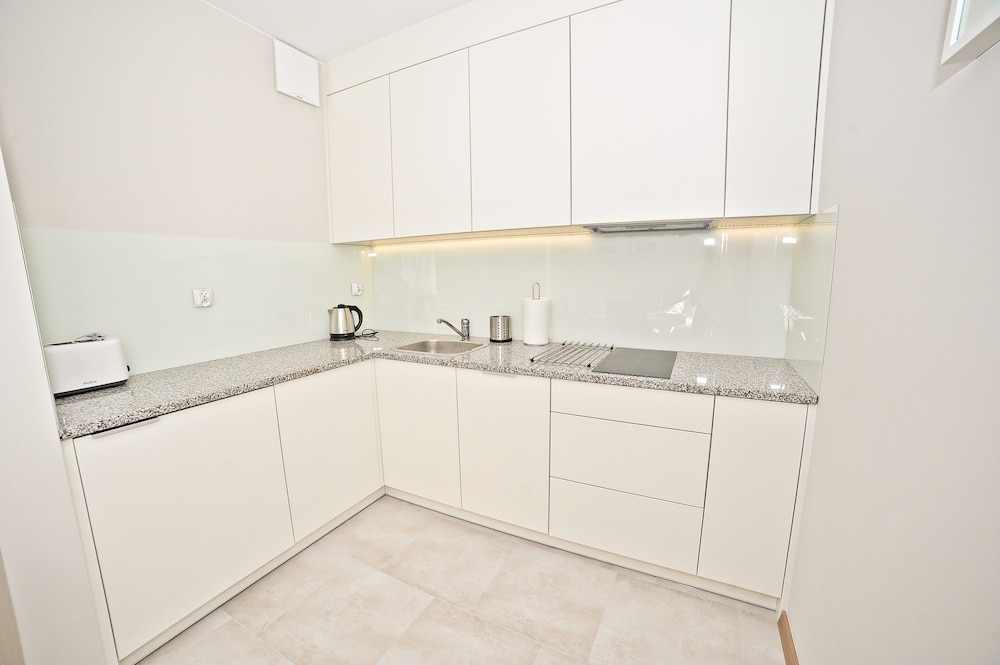 Apartment (Victoria Residence 15) photo 2