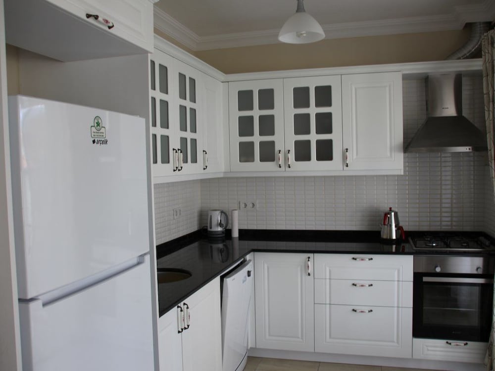 Villa photo 3