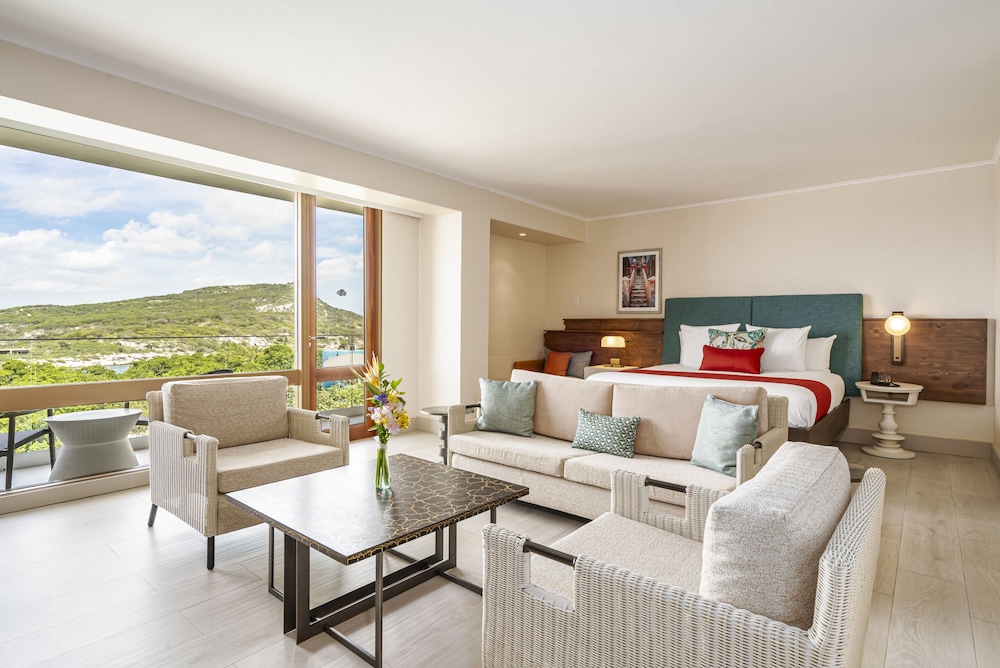 Preferred Club Junior Suite Ocean View King