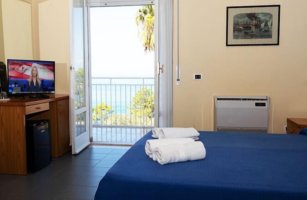Panoramic Room photo 1