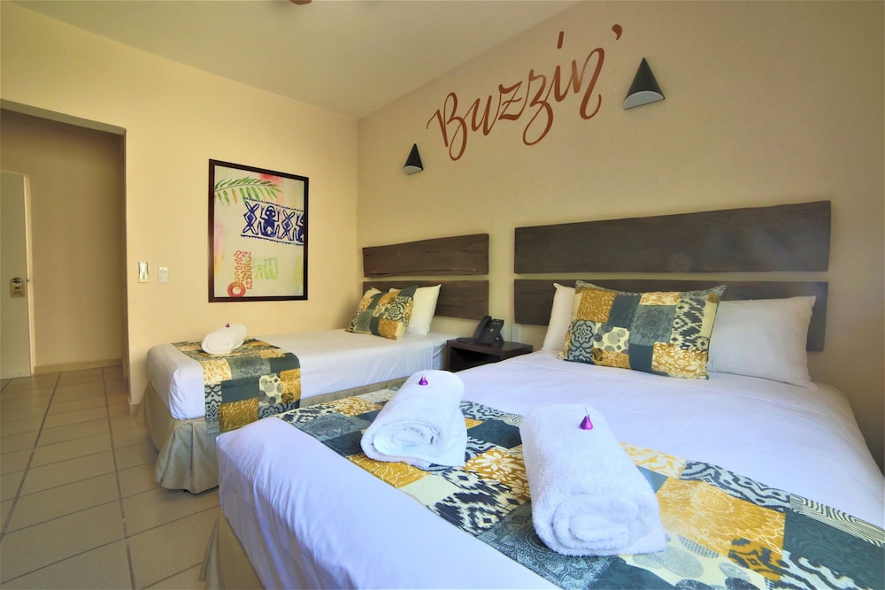 Standard Double Room, Multiple Beds - Photo 4