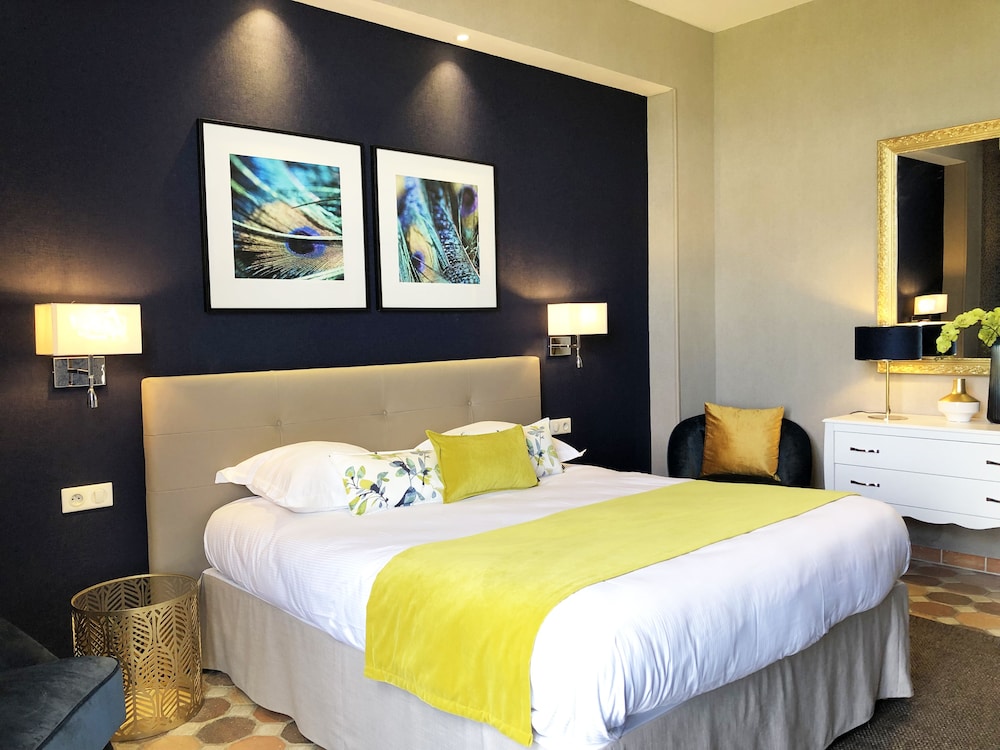 Large Suite Terrace
