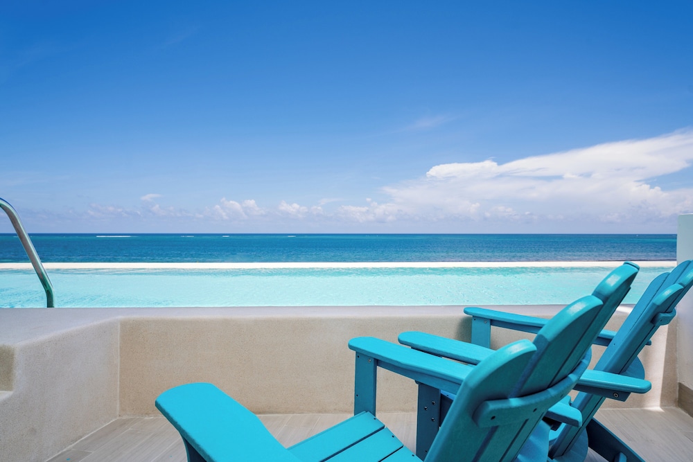 Studio, Oceanfront (paradise Swim-up)