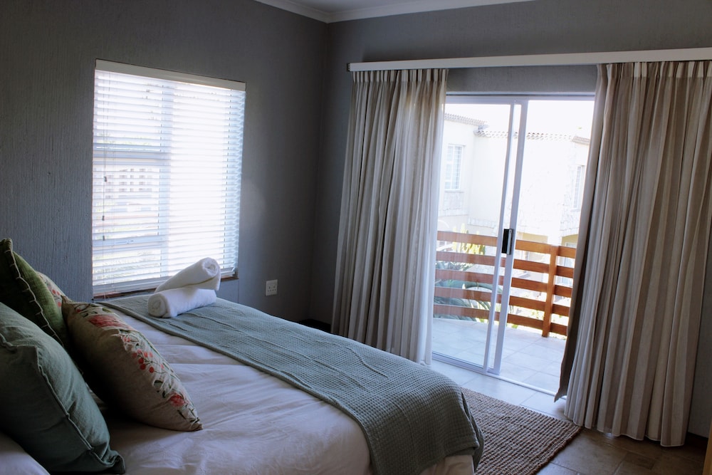Luxury Townhome photo 3