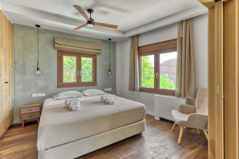 Deluxe Twin Room, 1 Bedroom, Balcony, Mountain View