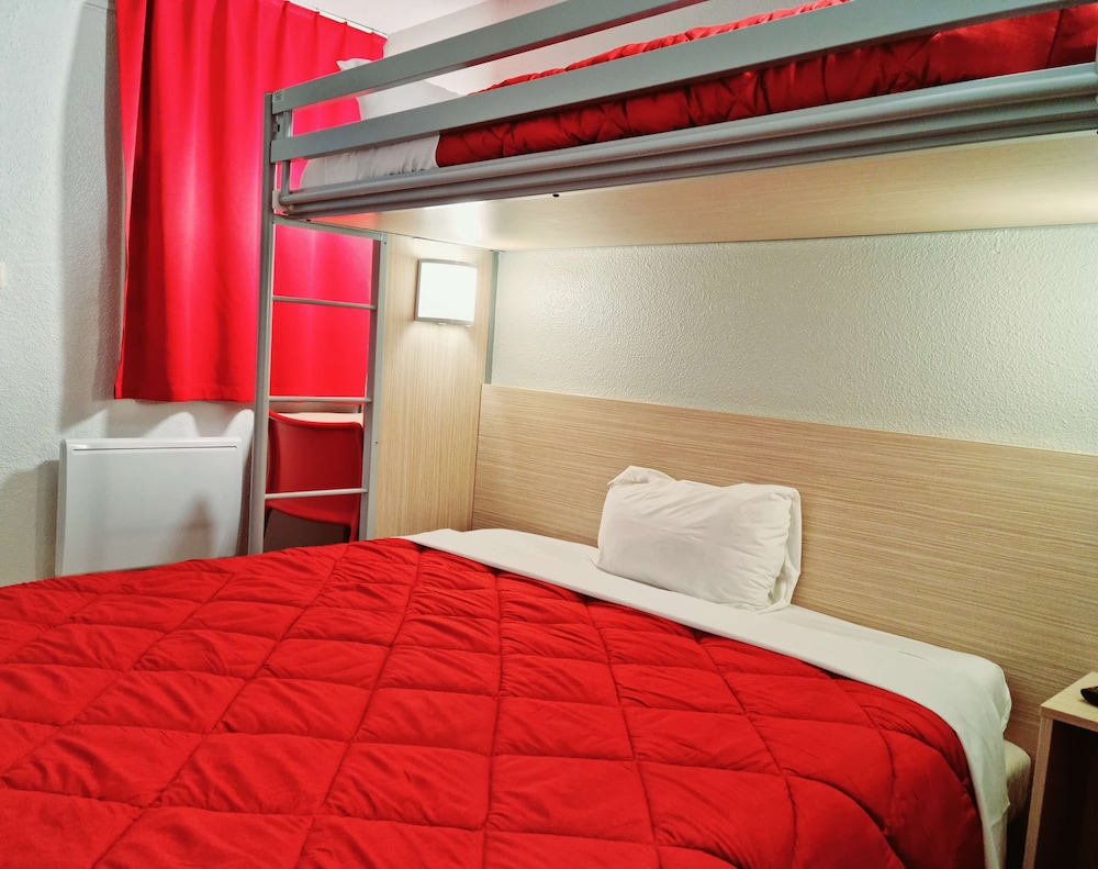 Standard Room, 2 Twin Beds - Photo 1