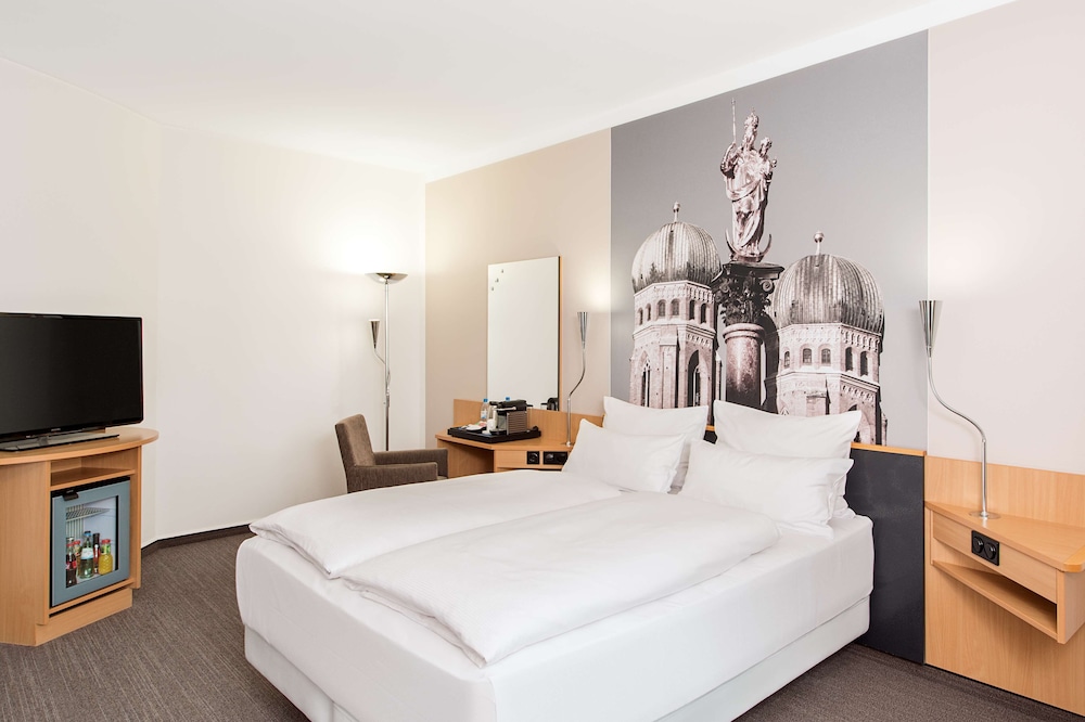 Superior Room (Extra Bed 3 adults)