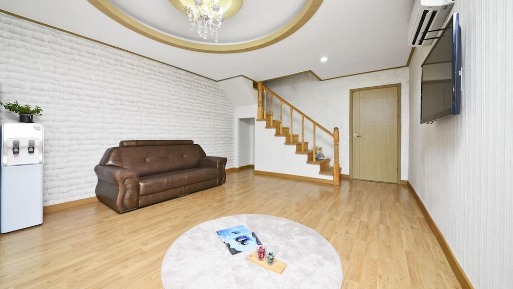 Basic Room, 1 Bedroom (Pineapplemint 205) - Photo 7