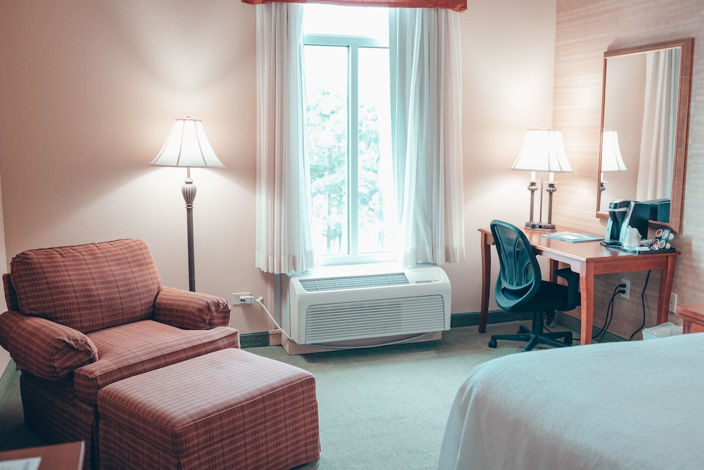 Standard Room, 1 King Bed - Photo 1