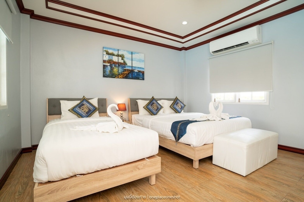 Superior Villa, Pool Access - Photo 14