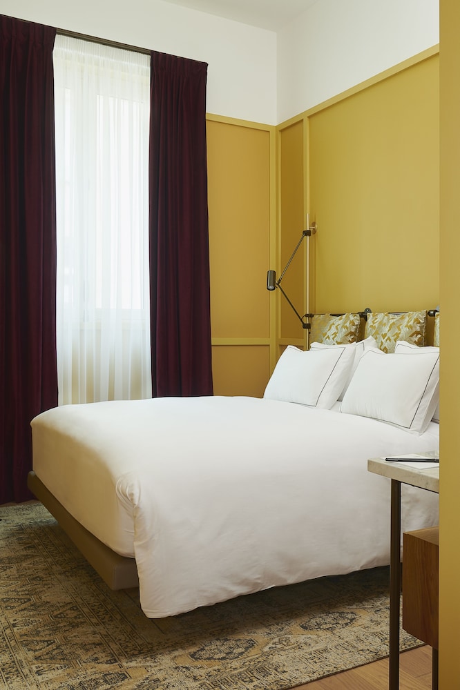 Hotel Le Ballu bedroom photo