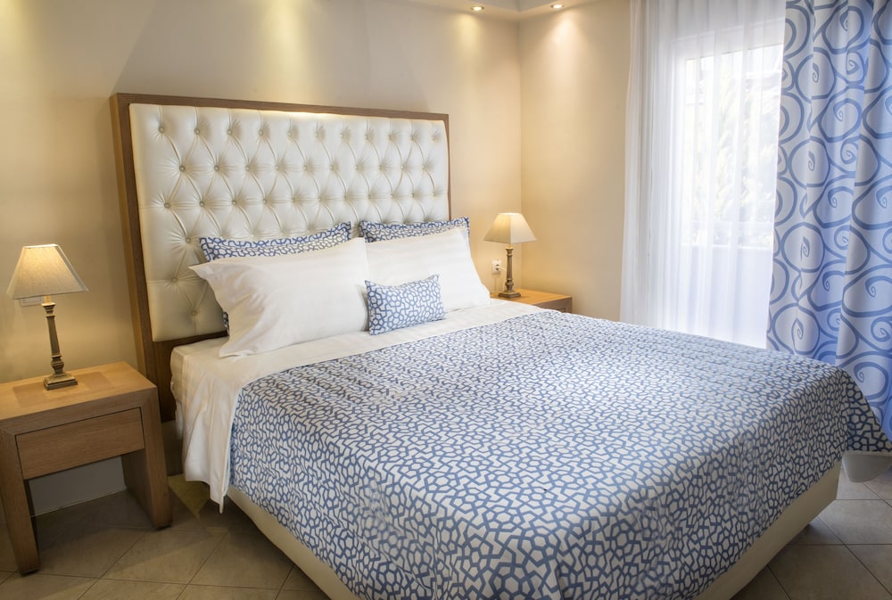 Suite, Sea View (4 People, Hotel Building) photo 2