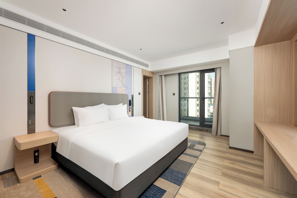 1 Bedroom Suite Sofa Bed photo 1