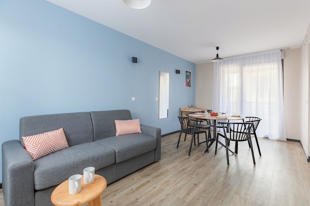 Superior Apartment, 2 Bedrooms - Photo 3