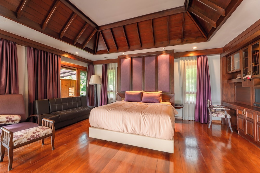 Royal Suite - Photo 17