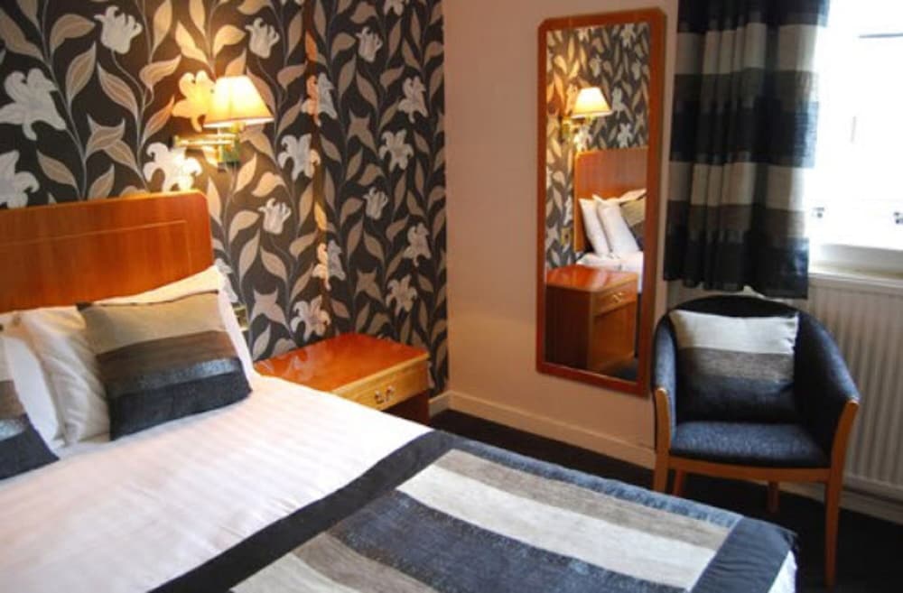 Standard Double Room - Photo 3