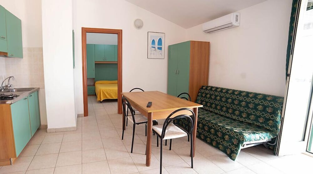 Standard Apartment, 1 Bedroom, Pool View