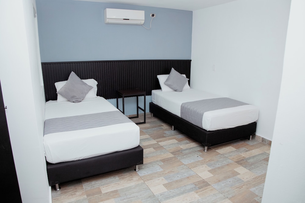 Twin Room, 1 Bedroom photo 2