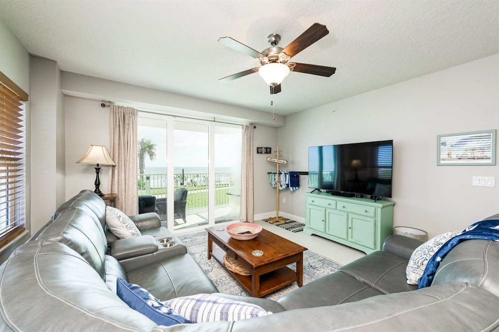 Condo (Aruba Unit 102) Accommodates up to 8 Occupants Only