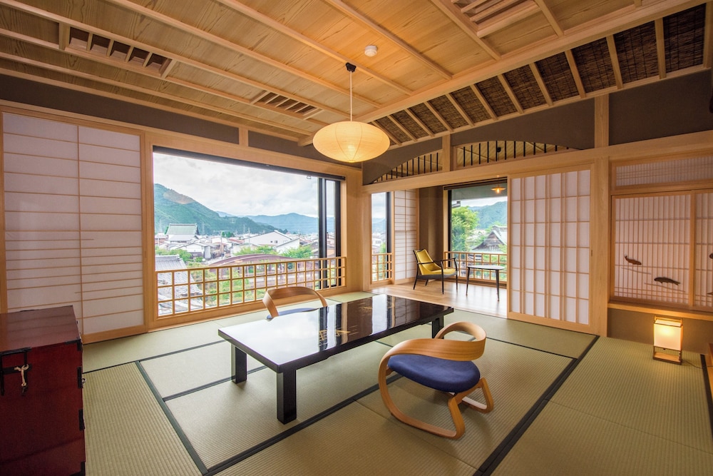 Yutorogi (Suite with open-view private bath) (6 years old and over) photo 3