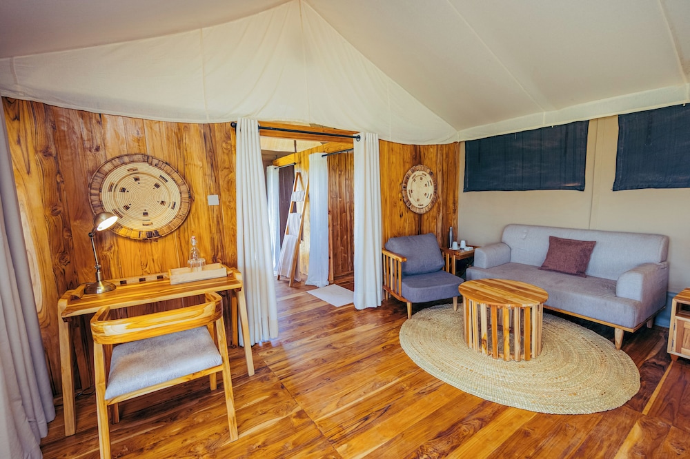 Luxury Double or Twin Room, Balcony, Park View