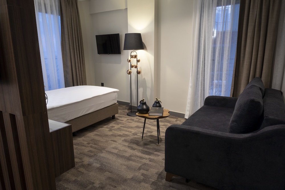 Family Quadruple Room - Photo 8