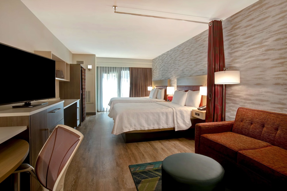Studio, 2 Queen Beds, Accessible (Hearing) - Photo 6
