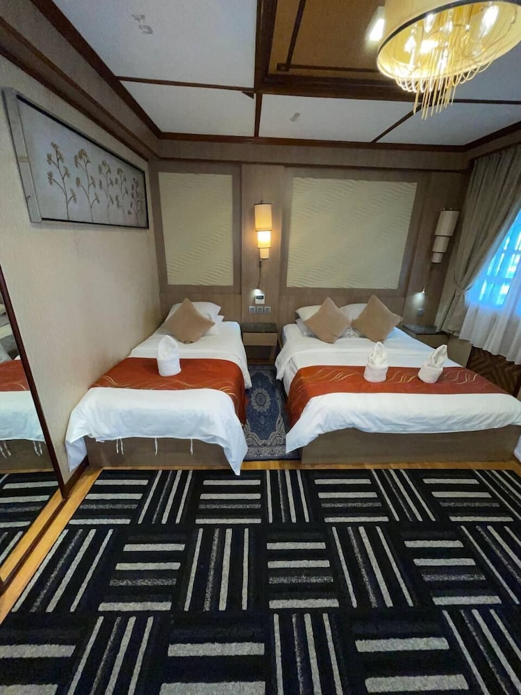 Luxury Triple Room, Private Pool, Sea View photo 3