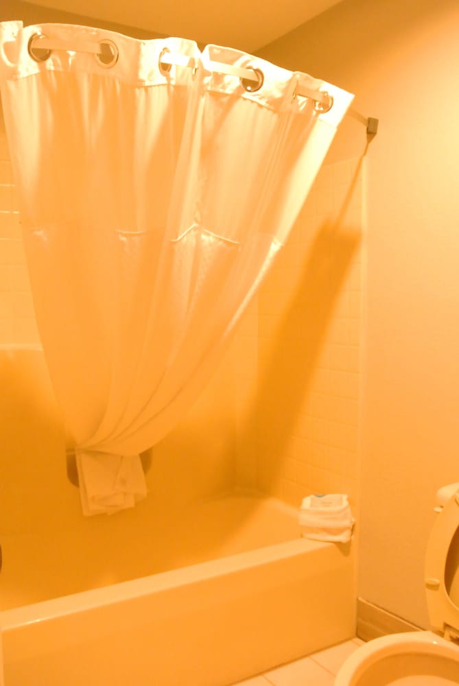 Premium Room, 2 Queen Beds - Photo 6