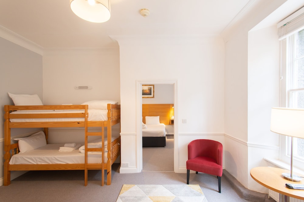 Family Quadruple Room, Multiple Beds photo 1