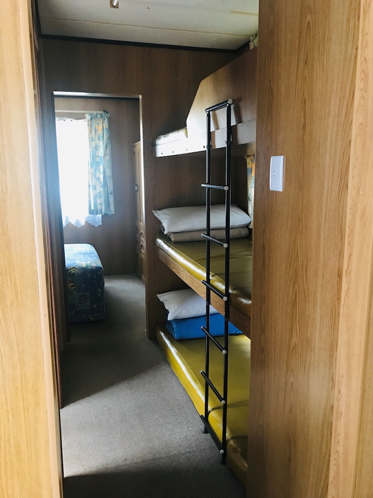 Ensuite Cabin (Linen Not Provided) photo 2