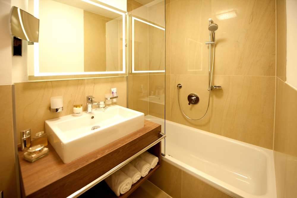 Quadruple Room, Annex Building - Photo 4