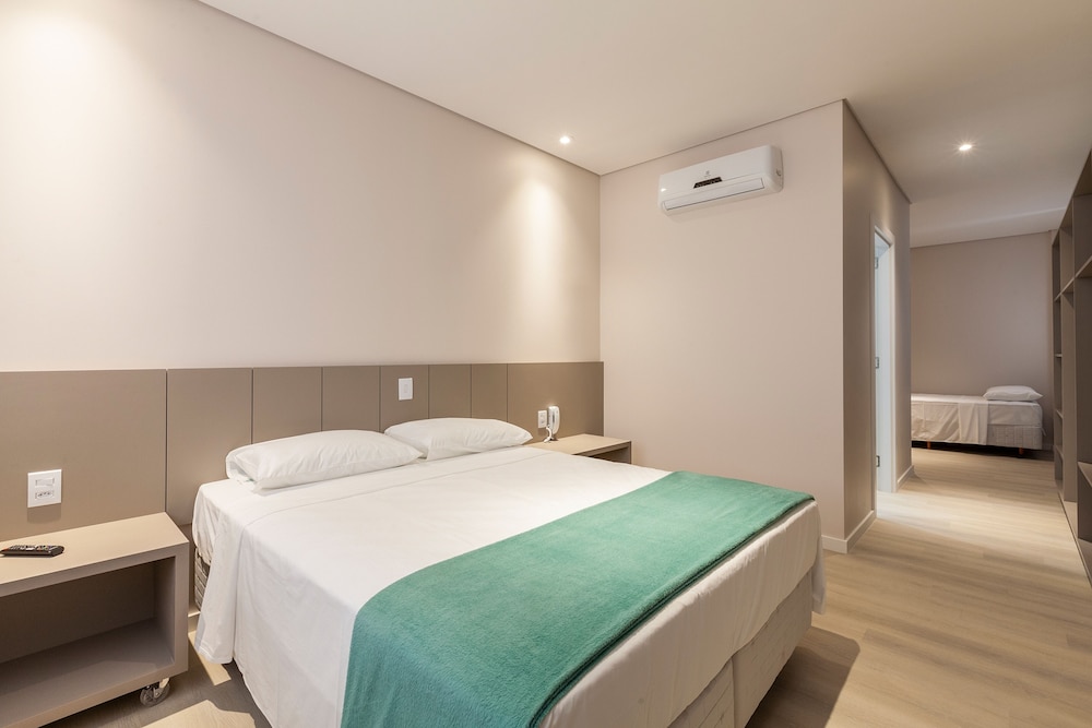 Deluxe Triple Room photo 1