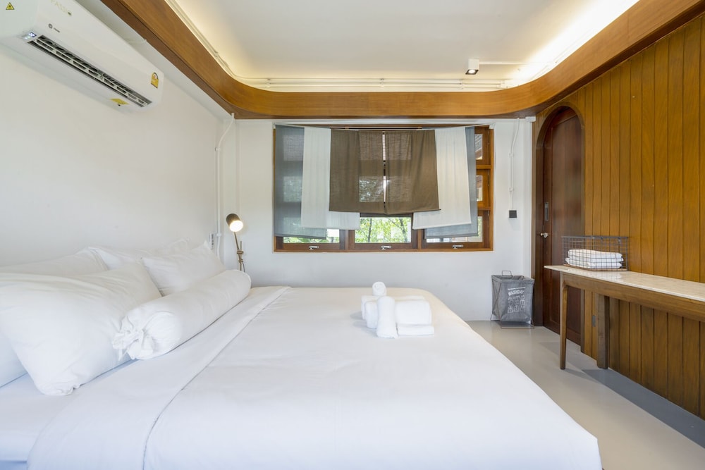 Four-Bedroom Pool Villa - Photo 41