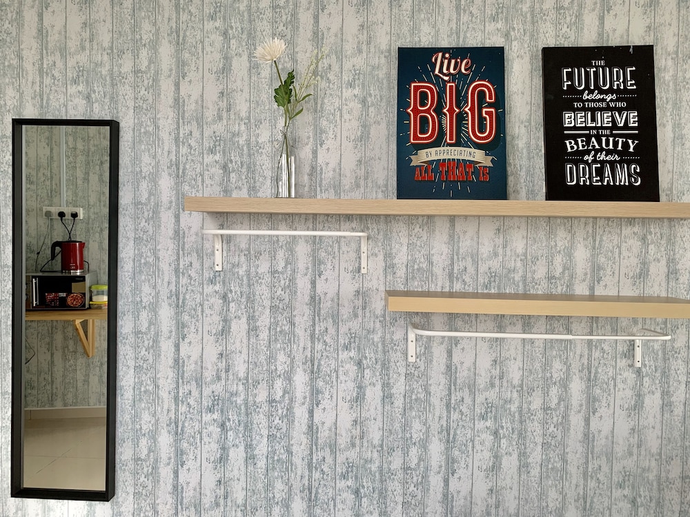 Deluxe Studio Suite photo 3