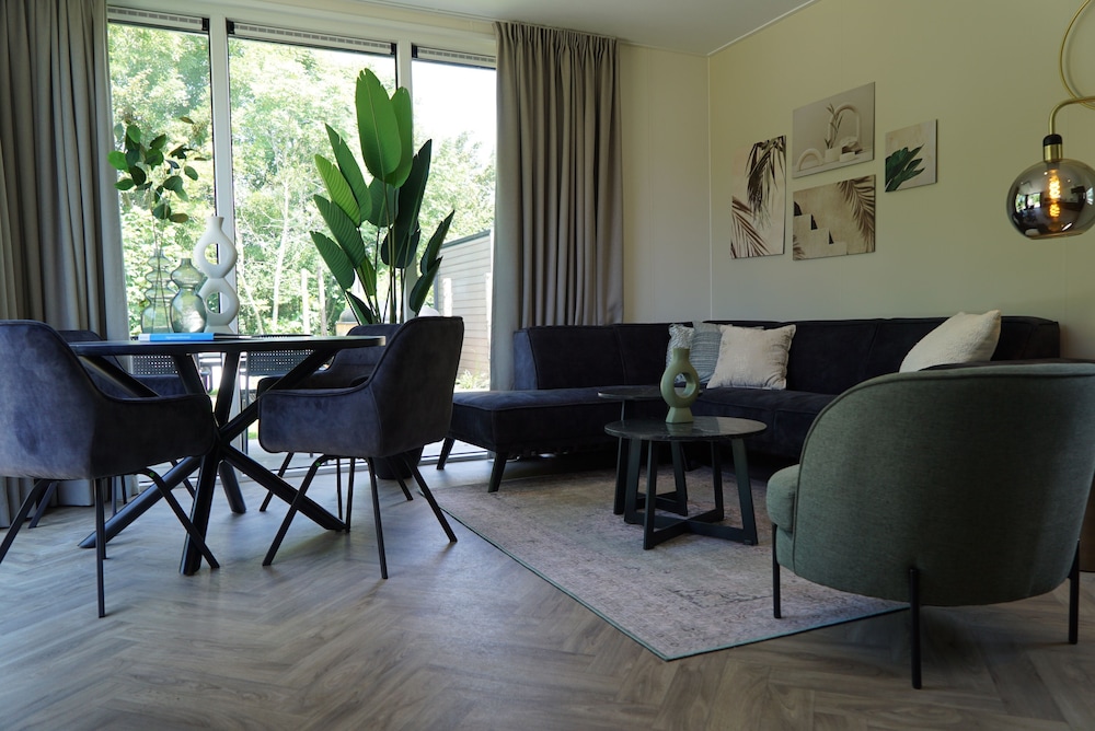 Comfort Chalet (Cube la Mer Wellness 4) photo 2