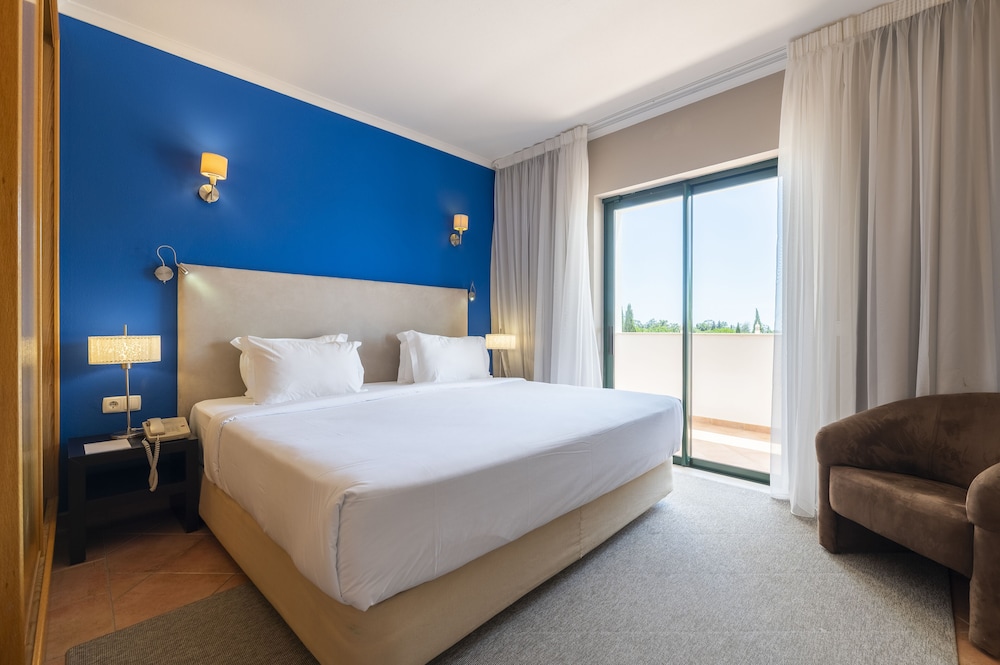 Suite, 1 Bedroom - Photo 3