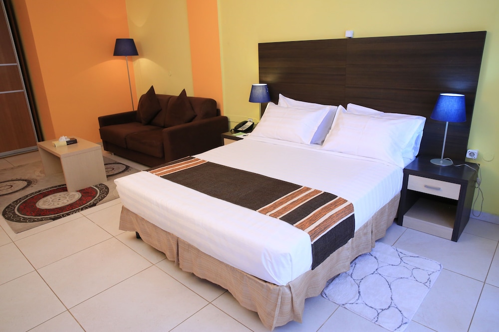 Superior Suite, 2 Bedrooms, City View photo 3