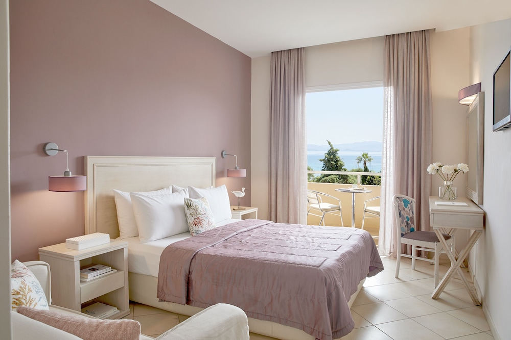 Standard Double Room, Pool View