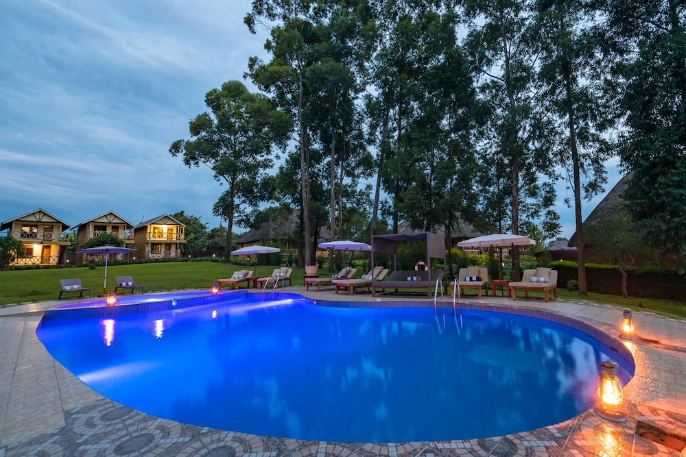 Standard Double or Twin Room, 1 Bedroom, Pool View photo 2