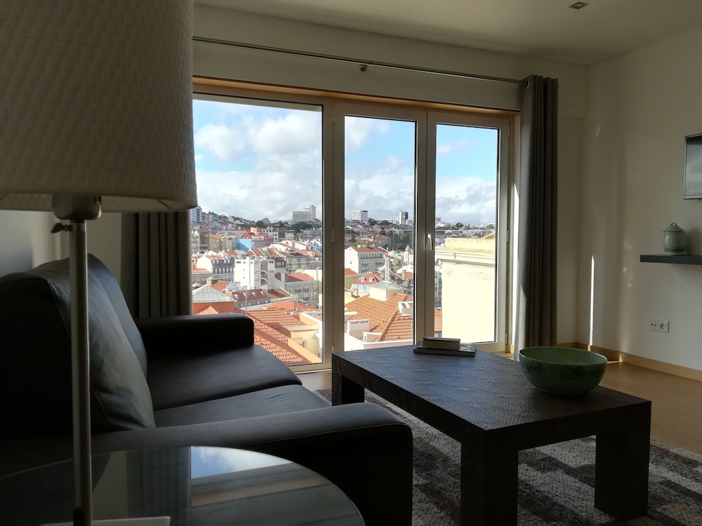 City Apartment, 2 Bedrooms photo 1
