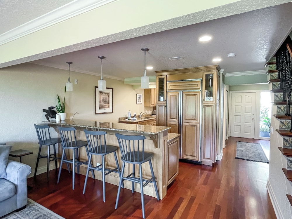 Villa, Multiple Beds, Kitchen, Garden View (725 Schooner Court)