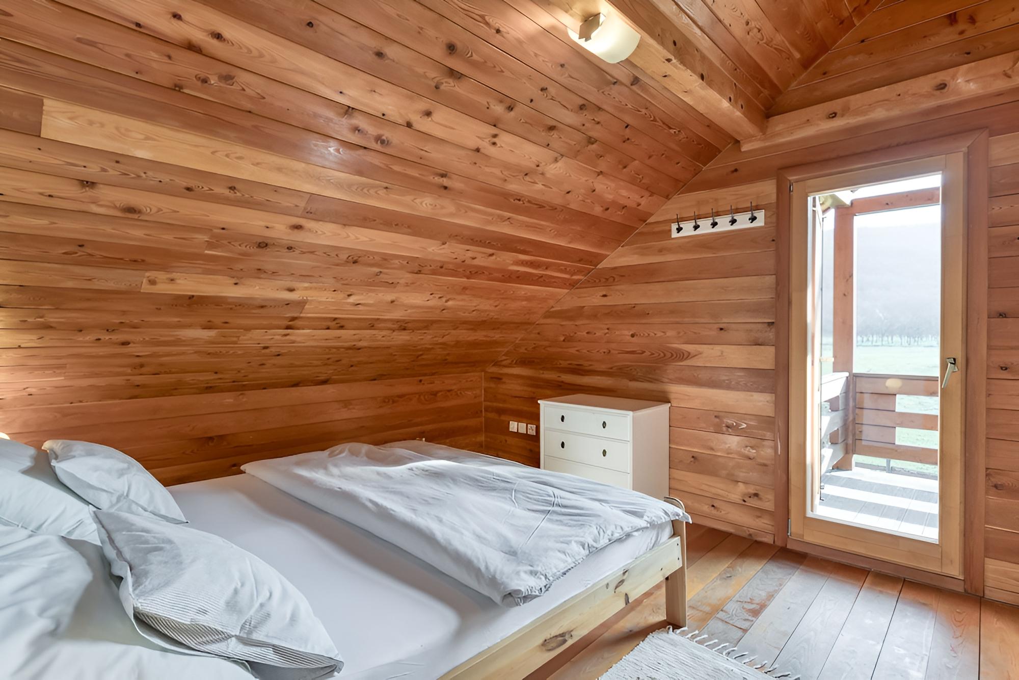 Family House, 3 Bedrooms, 2 Bathrooms (Dreamhouse Lika Sauna & Pool) photo 3