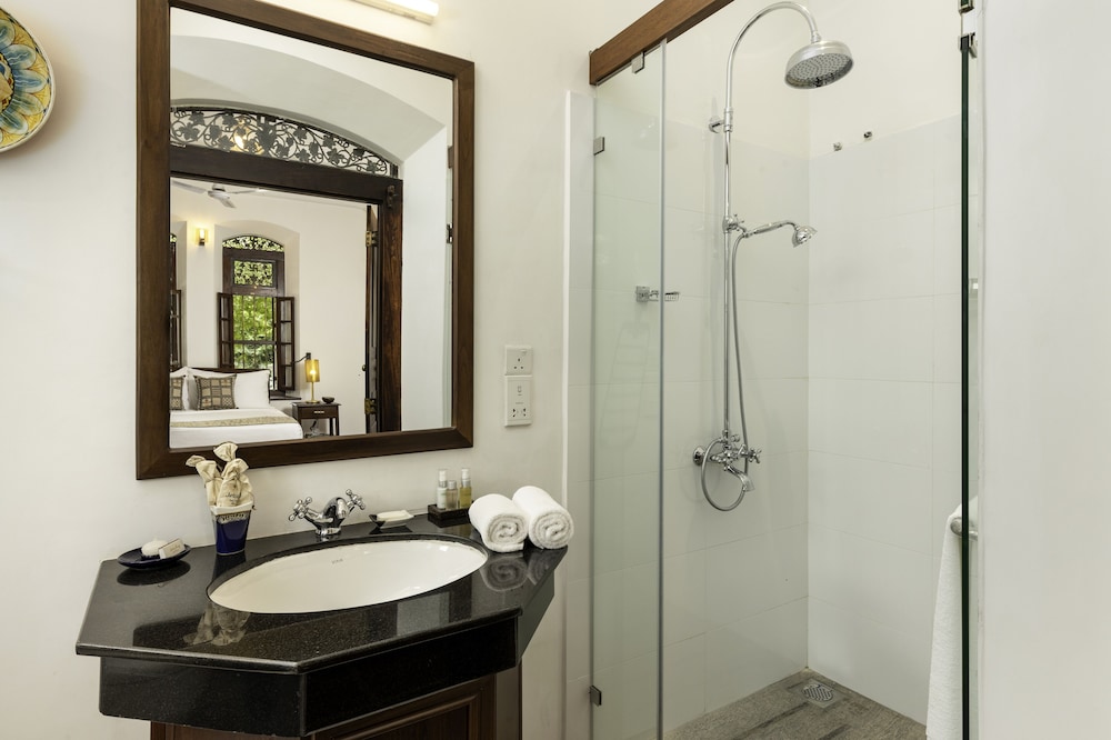 Deluxe Room - Photo 2
