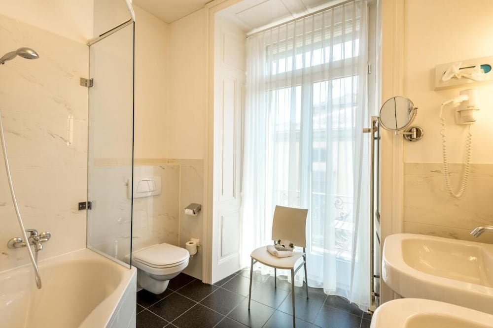 Junior Studio Suite, 1 Bedroom photo 3