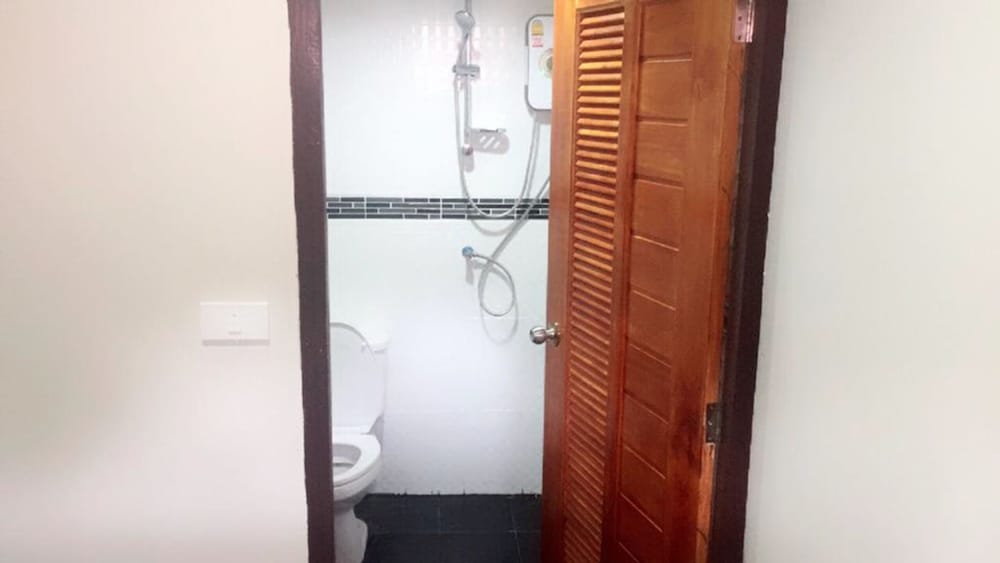 Shared Dormitory With Air Condition photo 2